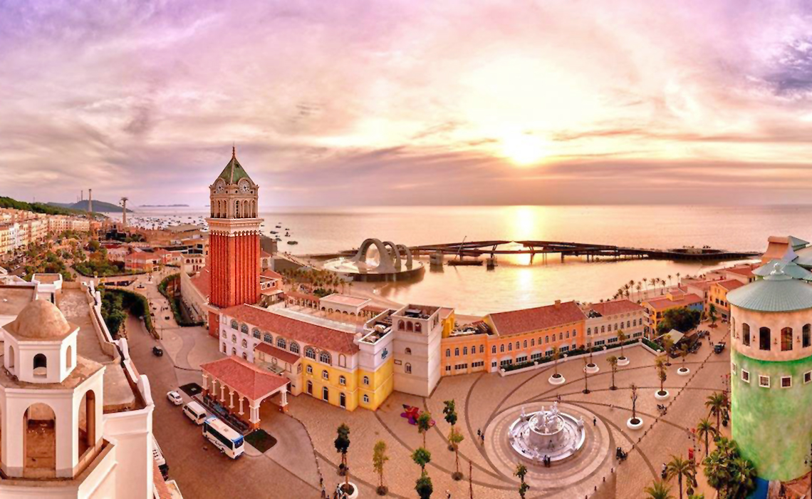 地中海日落小鎮