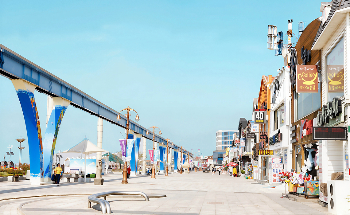 月尾島大型海景咖啡店