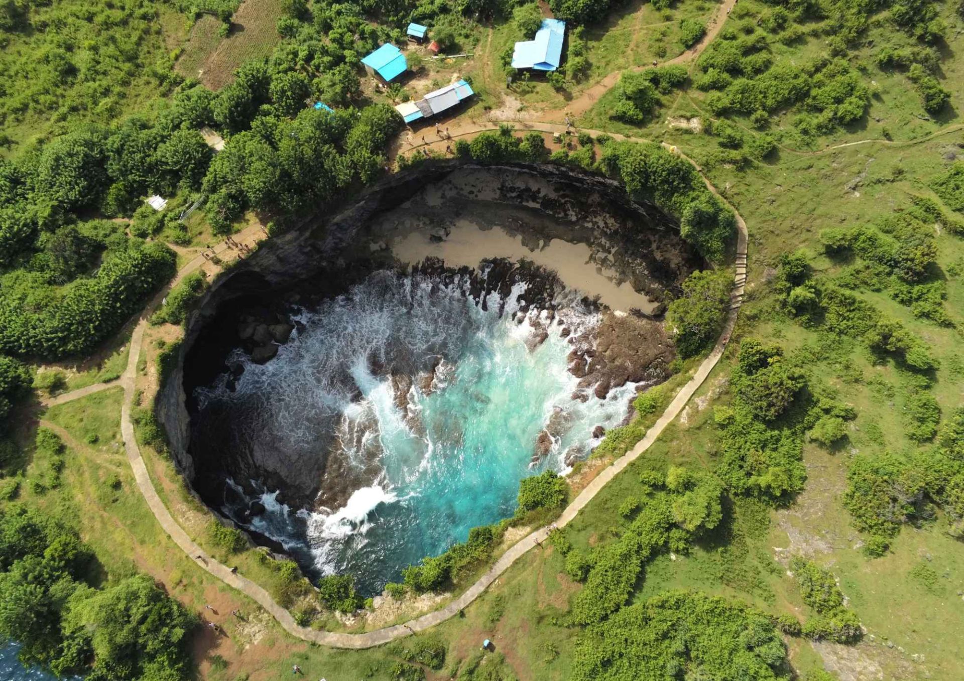 貝尼達島西岸環島