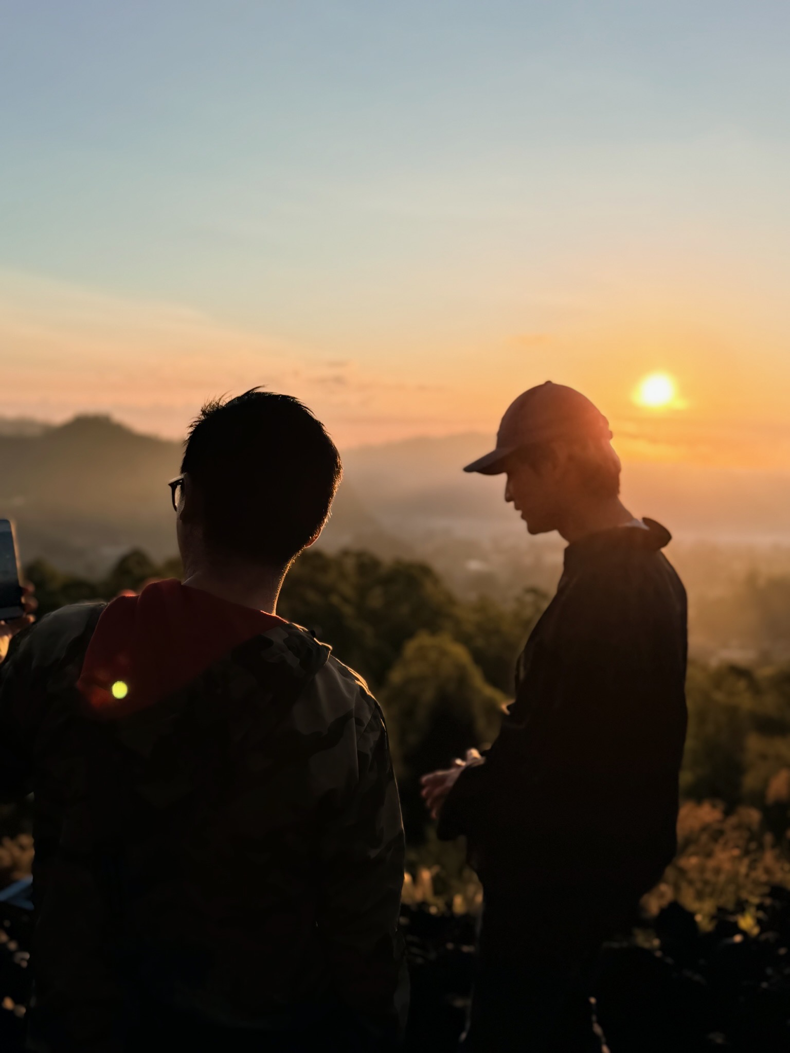 巴杜爾火山吉普車日出